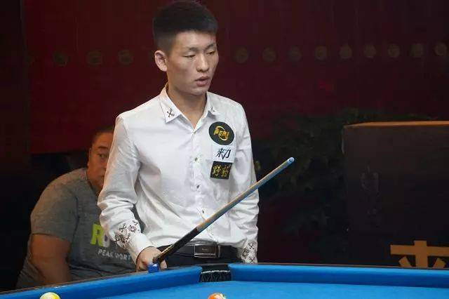 触球后再稳 触球后再稳